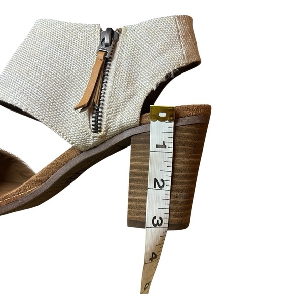 TOMS Women’s Block Heel Sandals – Cream Textured Open Toe 3” Chunky Heel - Picture 9 of 12